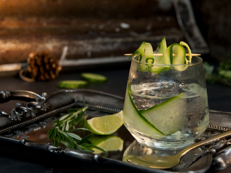 Gin Belge & Rhum d'Exception : Deux Caractères, Une Même Passion